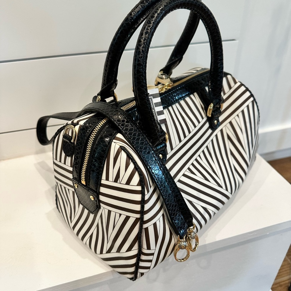 Henri Bendel NWT Disturbed Stripe Barrel Satchel Rare - Picture 10 of 16